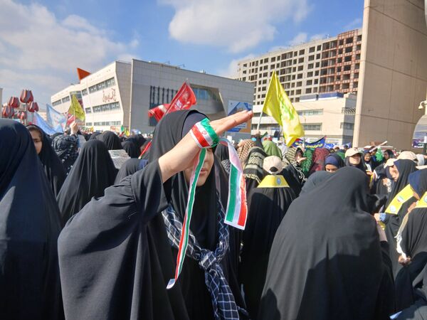 ۱۳ آبان،  روز آشکار ساختن ناتوانی استکبار 