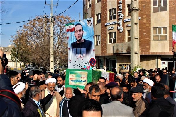 پیکر شهید «امیرحسین راستینه» در قم تشییع و خاکسپاری شد
