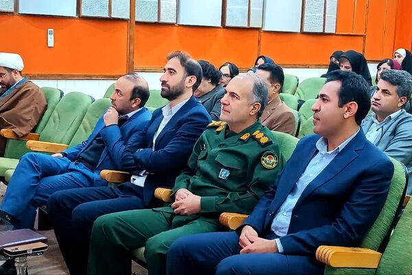 آیین اختتامیه بیست و هفتمین جشنواره شعر دفاع مقدس در یاسوج