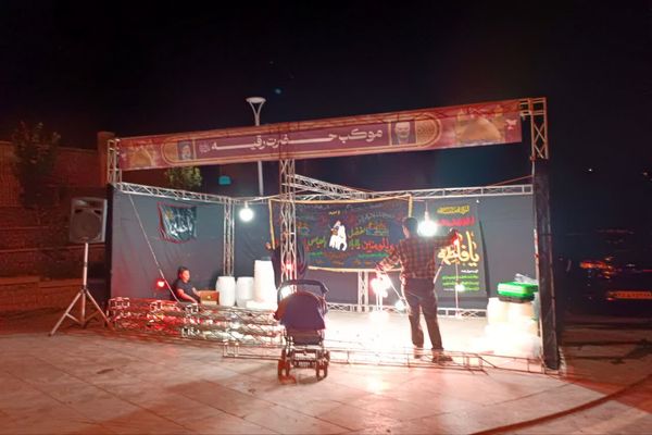 عشق به حسین (ع) سالار شهیدان کربلا چه میکند 