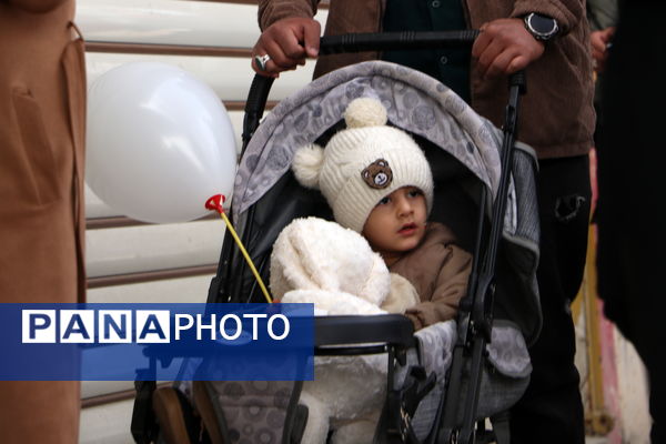 به عشق رهبرم، برای ایران