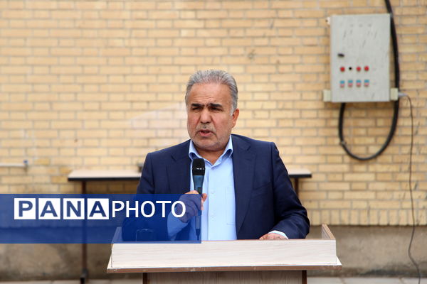 اهدا دستگاه شتابگر الکترونی به دانشگاه یزد