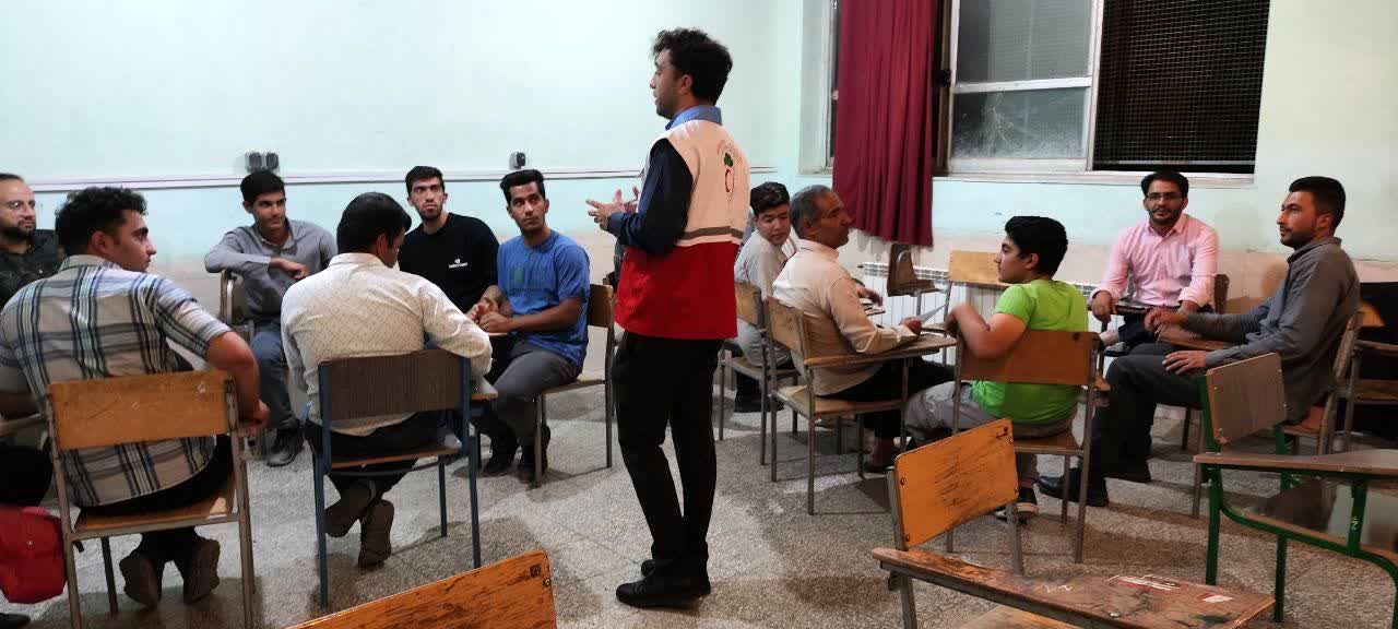 خانه هلال شهر فرادنبه، میزبان دوره آموزشی مهارت‌های پایه داوطلبی 