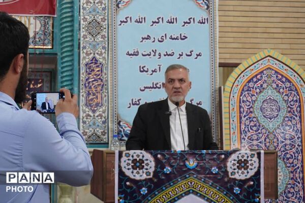 نماز‌ جمعه؛ میعادگاه وحدت،همدلی و بندگی