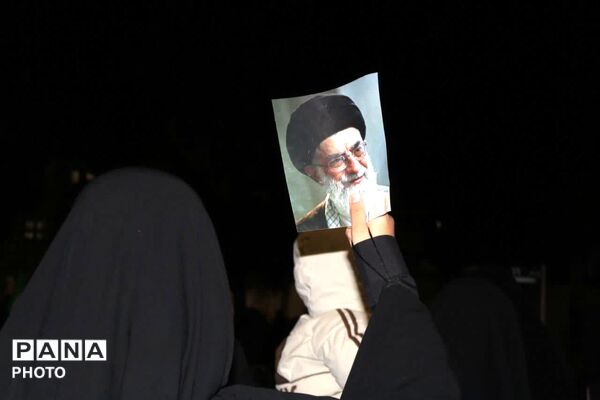 احیا در اولین شب قدر و هشتمین شب مراسم شهادت قائد امت آیت الله خامنه ای 