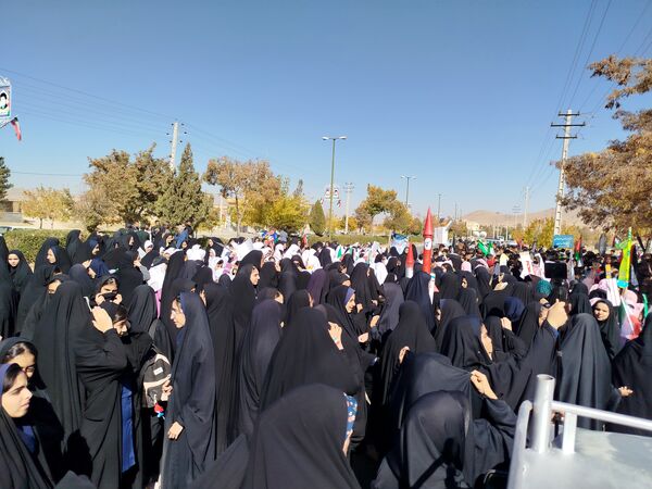 ثبت حضور پرشور مردم شهرستان بن در راهپیمایی ۱۳ آبان در قاب پانا