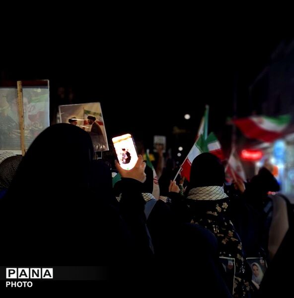 حضور پر رنگ مردم رشتخوار در شب چهارشنبه سوزی دشمن