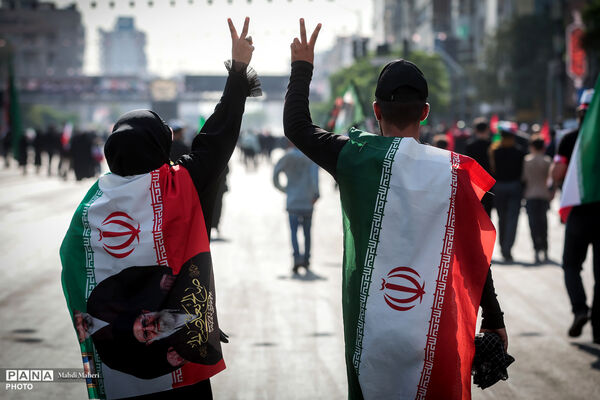 مراسم تشییع پیکر مطهر رهبر شهید انقلاب در تهران - 3