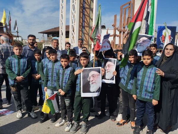 مراسم راهپیمایی ۱۳ آبان در شهرستان میاندورود