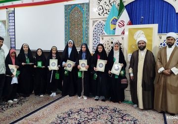 تجلیل از دختران خبرنگار پانا در رودان 