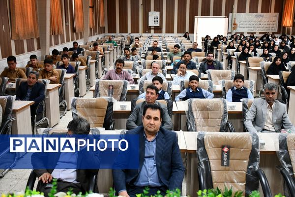 جشن ستارگان آموزش و پرورش مه‌ولات