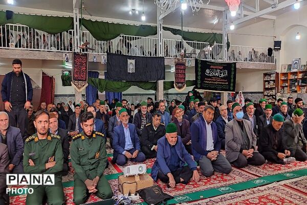 اقامه نماز جمعه در آخرین هفته  ماه مبارک رمضان در شهر بار نیشابور