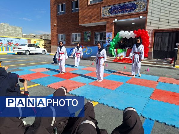 برگزاری المپیاد درون مدرسه‌ای دبیرستان دخترانه شهید سید‌حسن نصرالله ناحیه 2 کرج  