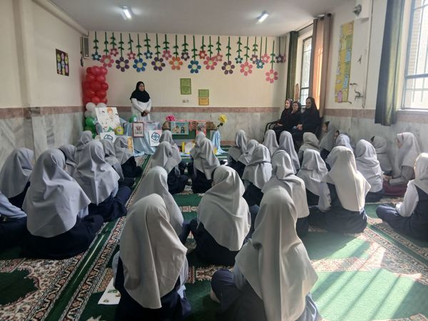 انتخابات سفیران سلامت در دبستان میثاق ناحیه سه