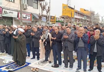 اقامه نماز عید سعید فطر در شهرستان صومعه‌سرا