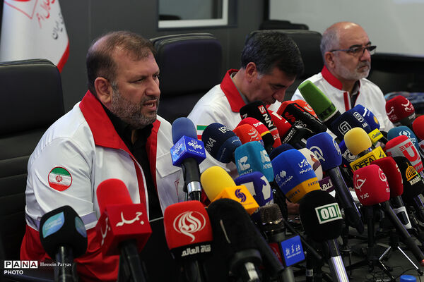 نشست خبری سالانه رئیس جمعیت هلال‌احمر