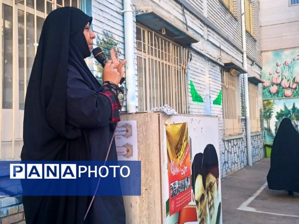 مراسم روز دانش‌آموز و ۱۳ آبان در دبیرستان شاهد تکتم