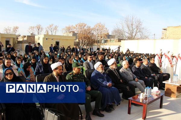 تجهیز هنرستان ۱۲ کلاسه «بصیرت سملقان»  به امکانات آموزشی نوین