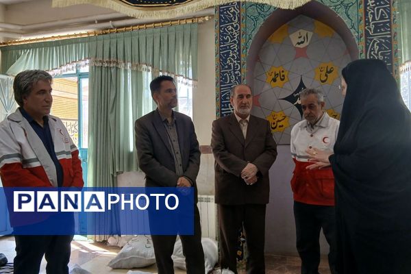 لبخند مهر علوی در تویسرکان اجرا شد؛ همدلی برای آینده دانش‌آموزان نیازمند