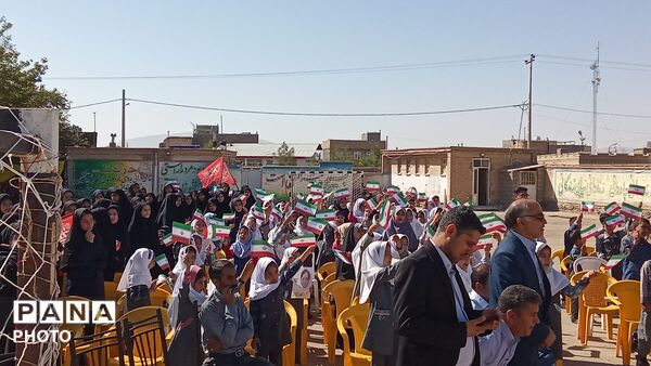 آیین بازگشایی مدارس و افتتاح طرح‌های ورزشی در جلگه رخ  