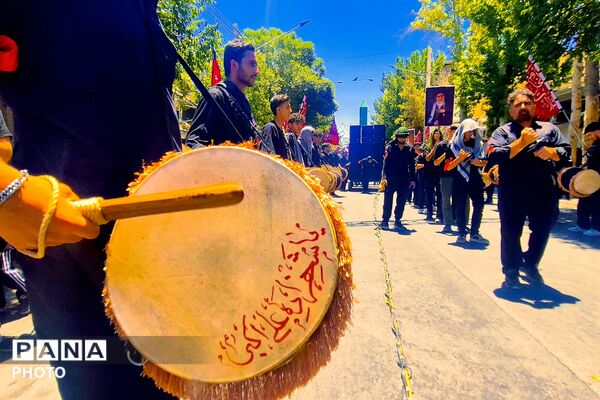 میعاد عاشورایی مردم آباده - 1