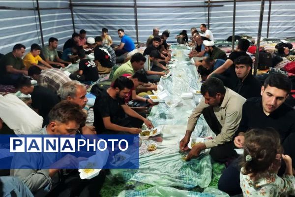 ازدحام پرشور زائران از شهرستان بیضا در کربلا معلی