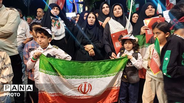 نمایش  اقتدار و وفاداری ،حضور پرشور مردم کوهدشت