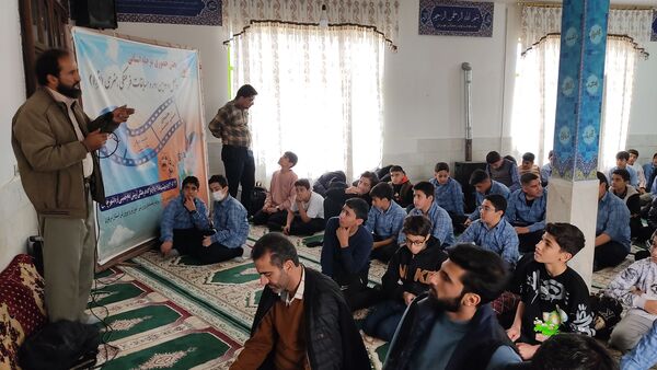 دومین روز از اردوی تمشک در شهرستان خمین 