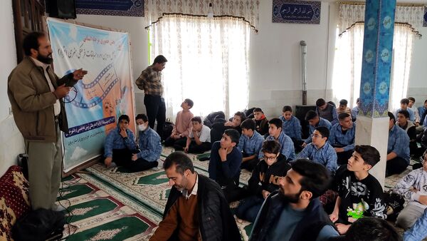 دومین روز از اردوی تمشک در شهرستان خمین 