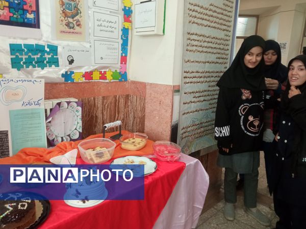 جادوی عددها در جشنواره ریاضی دبیرستان گلشن آزادی