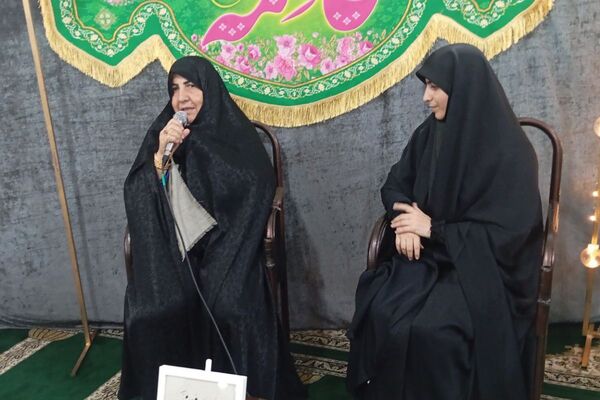  آیین گرامیداشت میلاد حضرت فاطمه(س) و روز مادر در مدارس شهرستان ملارد