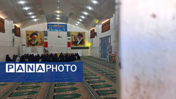 نشست کارگاهی قواعد زندگی دوره تابستانی بسیج در شهرستان لنده