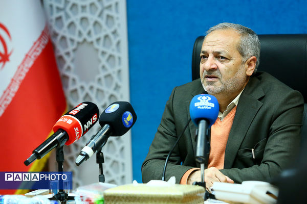 نشست صمیمانه وزیر آموزش و پرورش با معاونان مدارس