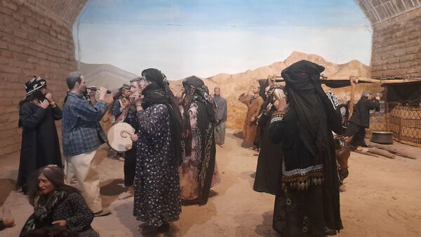 فلک‌الافلاک میزبان دانش‌آموزان‌دبیرستان‌ریحانه