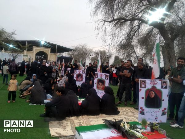  یاد فرشتگان آسمانی در گلزار شهدای دبستان شجره طیبه
