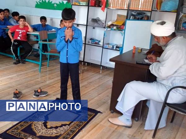 برگزاری مسابقات قرآن، عترت و نماز مدارس ابتدایی میناب 