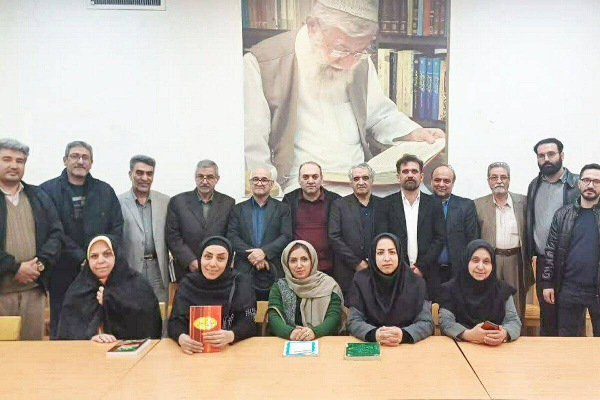 همزمان با دهه فجر، برگزاری برنامه‌های فرهنگی و کتابخوانی در کتابخانه پانزده خرداد پیشوا