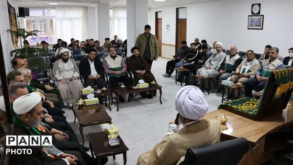 برگزاری آیین «زیر سایه خورشید» همزمان با میلاد امام رضا(ع) در مرند