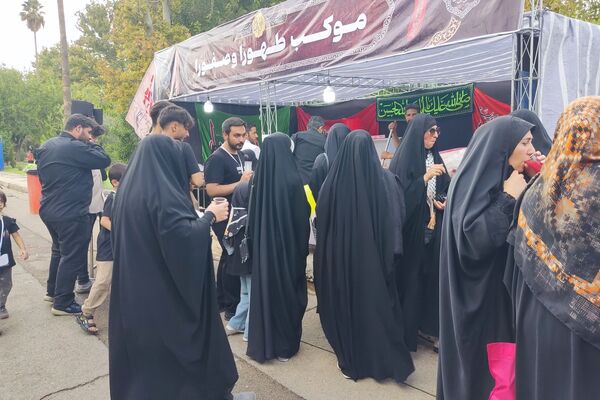 پیاده‌روی و موکب گردی کودکانه در دانشگاه صنعتی شیراز به‌مناسبت اربعین حسینی