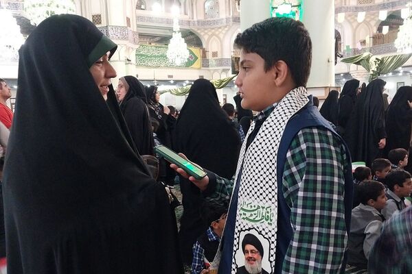 اجتماع عظیم دانش‌آموزان شهرری در حرم حضرت عبدالعظیم حسنی(ع) به‌مناسبت هفته فرهنگی ری 