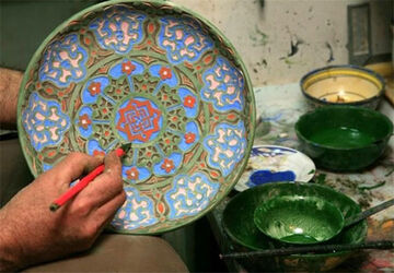 سفالگری هنری از ذوق انسان در شیراز
