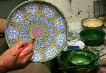 سفالگری هنری از ذوق انسان در شیراز