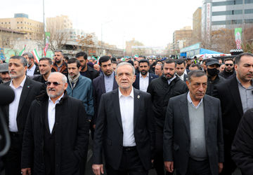 همراه با مردم برای تقویت انسجام ملی، عزت و سربلندی ایران عزیز