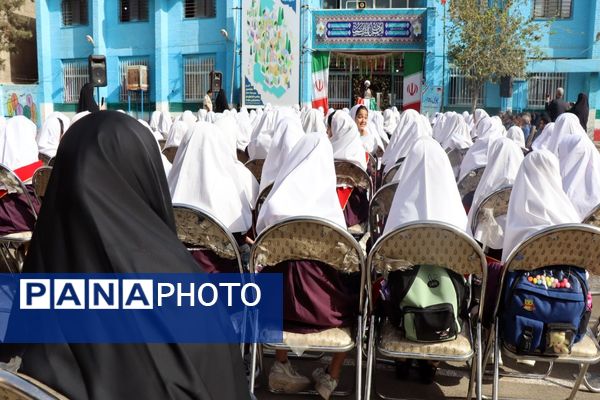 صبح مهر با کیف‌های رنگی و رؤیاهای روشن؛ مدرسه دوباره جان گرفت