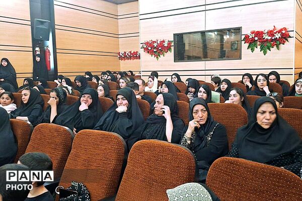 روایت آسمانی فرشتگان میناب در فرهنگسرای امام علی(ع) شهریار