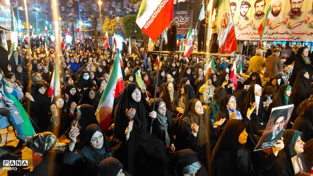 هفتادو چهارمین شب حضور که خاموش نمی‌شود