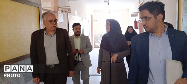 مهر مجازی در دبیرستان دکتر کمیلی