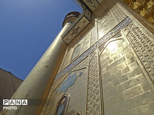 ایوان نجف از قاب پانا