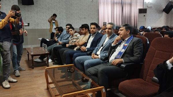 کارگاه خبرنگاری موبایلی با  مدیر عامل خبرگزاری پانا در مشهد 
