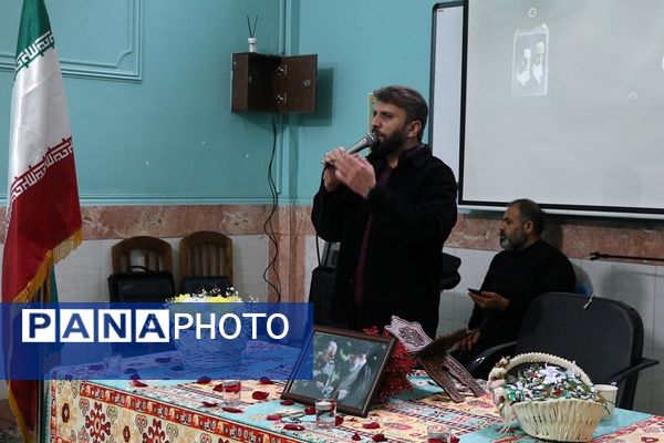 حضور مدیر سازمان دانش‌آموزی شهرستان‌های استان تهران در مراسم گرامیداشت سردار دل‌ها در ناحیه 2 شهرری 